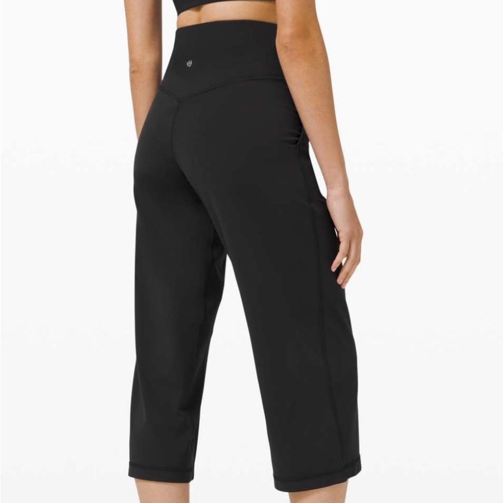 Lululemon Align Wide Leg Crop 23” in Black